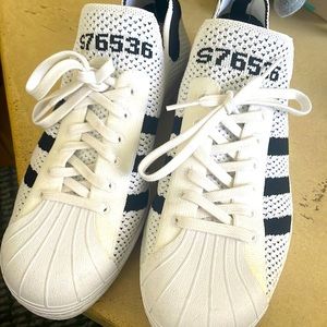 Adidas superstar 80’s retro….like new..stretchy woven prime knit & leather toe…